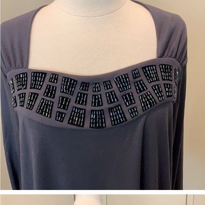 BOB MACKIE. Wearable Art. Black beaded gray top. Square neckline. Size S.